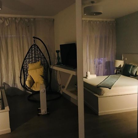 Хостел Brandao House Капаріка Екстер'єр фото